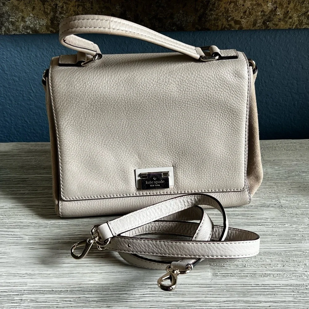 ♠️Kate Spade♠️ Light Beige Leather Crossbody Bag